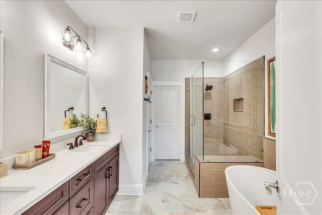 424 Port Street, Savannah, GA 31401