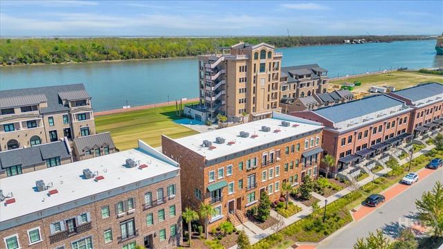 424 Port Street, Savannah, GA 31401