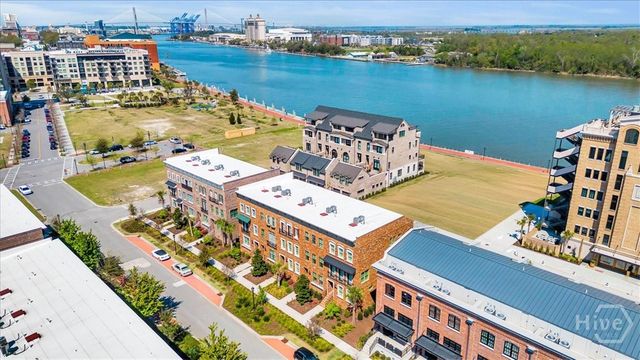 424 Port Street, Savannah, GA 31401