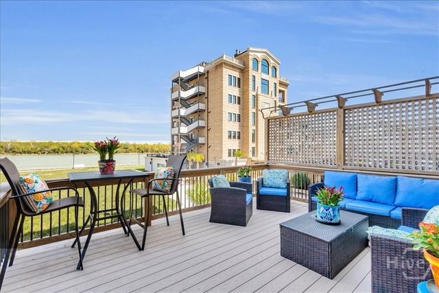 424 Port Street, Savannah, GA 31401