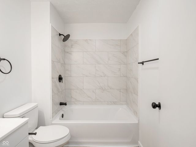 5355 N Kenmore Road, Indianapolis, IN 46226