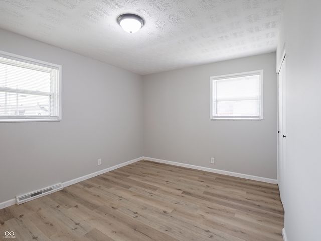 5355 N Kenmore Road, Indianapolis, IN 46226