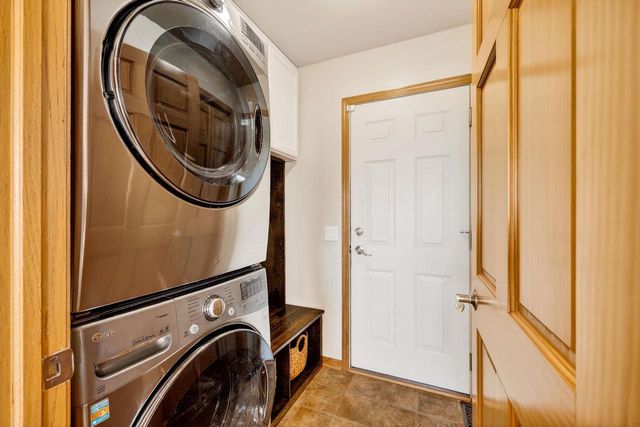 9618 Shadow Ridge Trail, Middleton, WI 53562