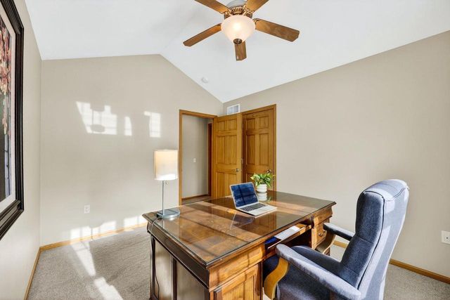 9618 Shadow Ridge Trail, Middleton, WI 53562