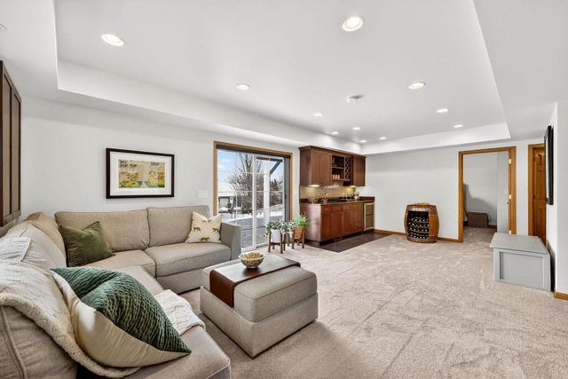 9618 Shadow Ridge Trail, Middleton, WI 53562