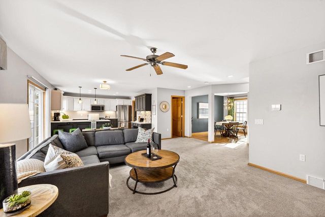 9618 Shadow Ridge Trail, Middleton, WI 53562