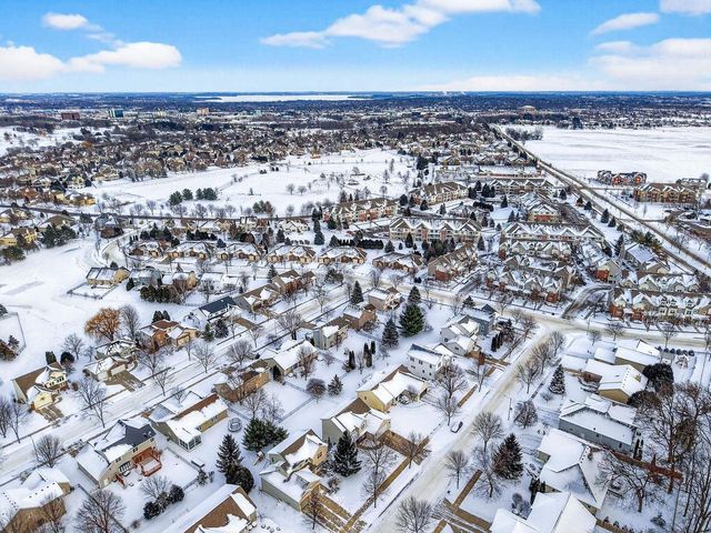 9618 Shadow Ridge Trail, Middleton, WI 53562