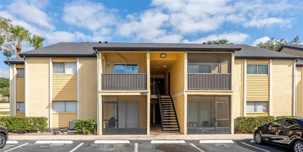 902 LAKE DESTINY ROAD C, Altamonte Springs, FL 32714