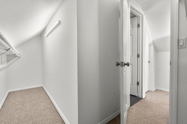 16 Silk Street, Norwalk, CT 06850