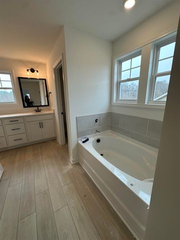 684 Gilgal Lane, Wellford, SC 29385