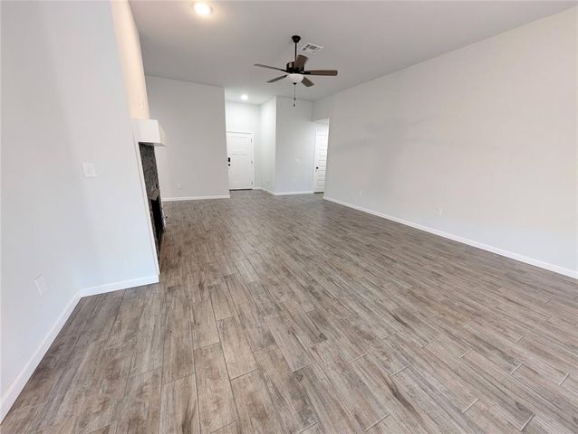 1008 Blackjack Creek Drive, Yukon, OK 73099