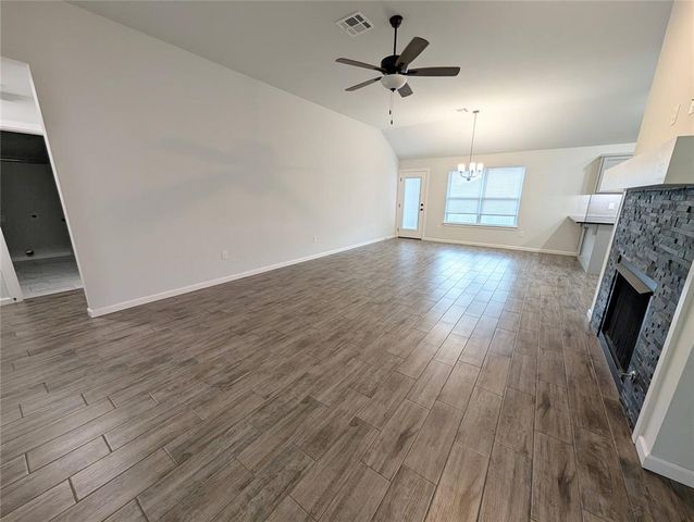 1008 Blackjack Creek Drive, Yukon, OK 73099