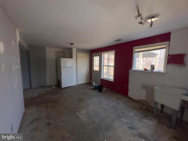 29 MARWOOD DR, Palmyra, VA 22963