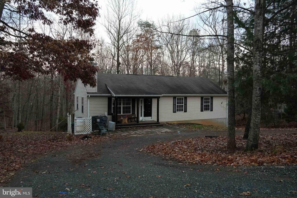 29 MARWOOD DR, Palmyra, VA 22963