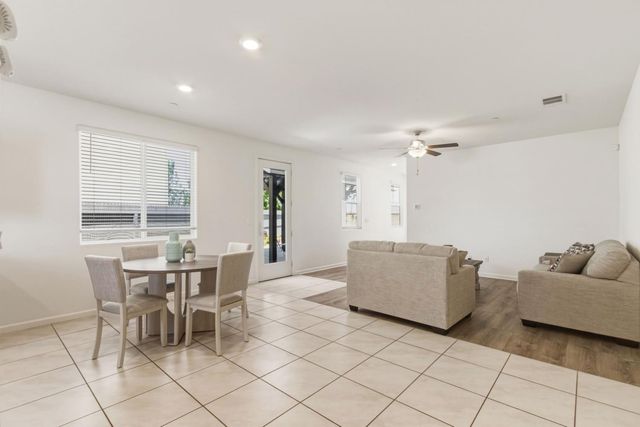 4254 W Berryesa Ave, Merced, CA 95348