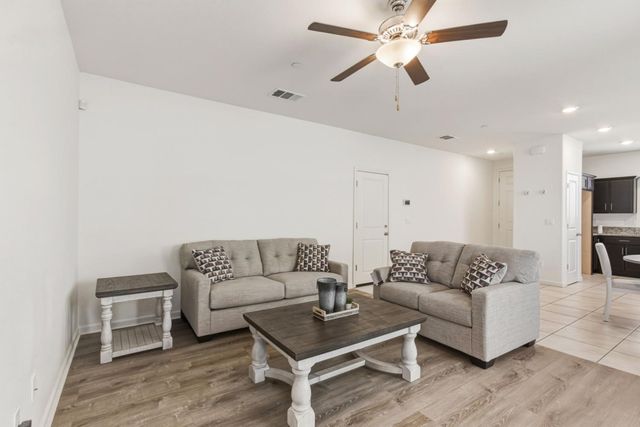 4254 W Berryesa Ave, Merced, CA 95348