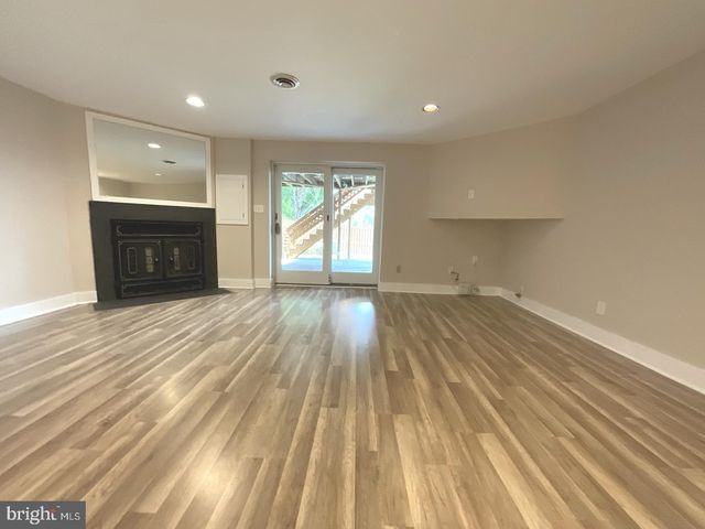 1027 TRAVIS LN, Gaithersburg, MD 20879