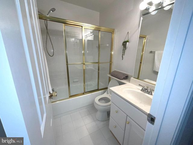 1027 TRAVIS LN, Gaithersburg, MD 20879