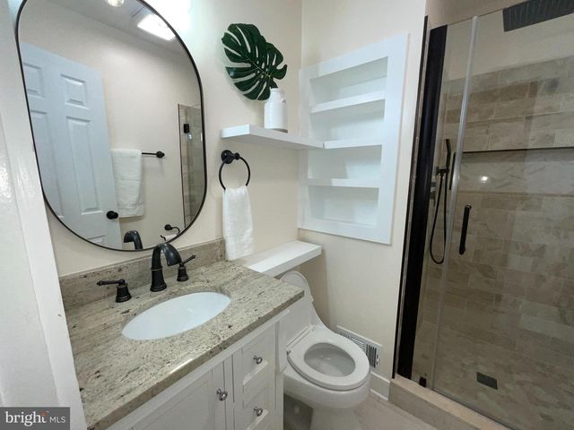 1027 TRAVIS LN, Gaithersburg, MD 20879