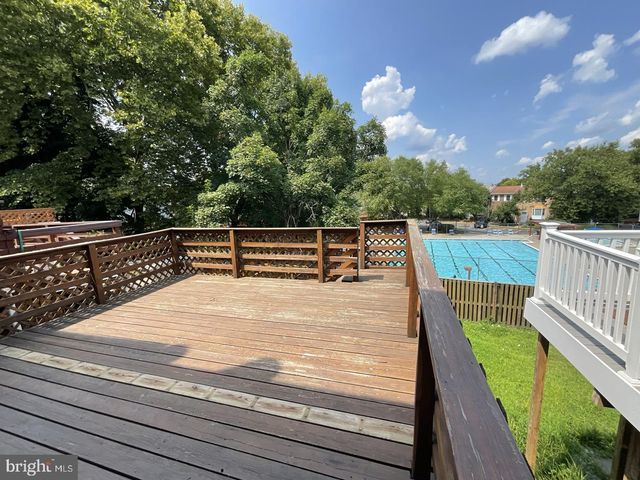 1027 TRAVIS LN, Gaithersburg, MD 20879