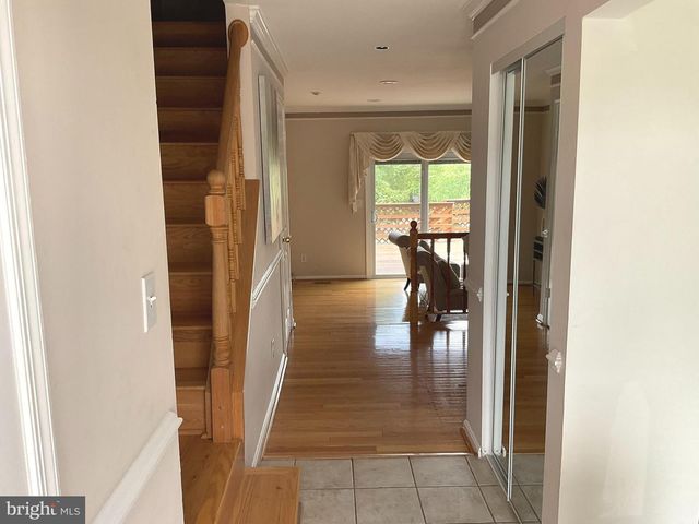 1027 TRAVIS LN, Gaithersburg, MD 20879