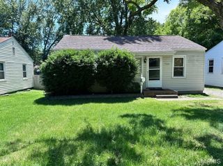 9544 Miriam Avenue, Overland, MO 63114