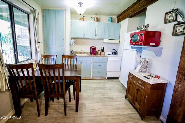 31 E RAMSEY CANYON Road, Hereford, AZ 85615