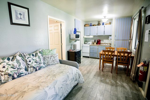 31 E RAMSEY CANYON Road, Hereford, AZ 85615