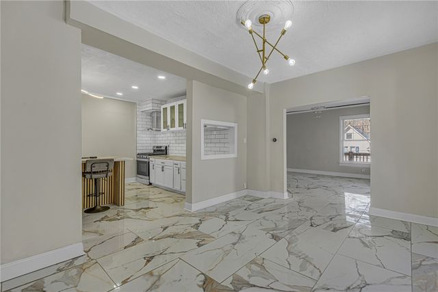 517 Highland Ave, Aliquippa, PA 15001