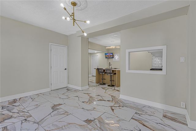 517 Highland Ave, Aliquippa, PA 15001