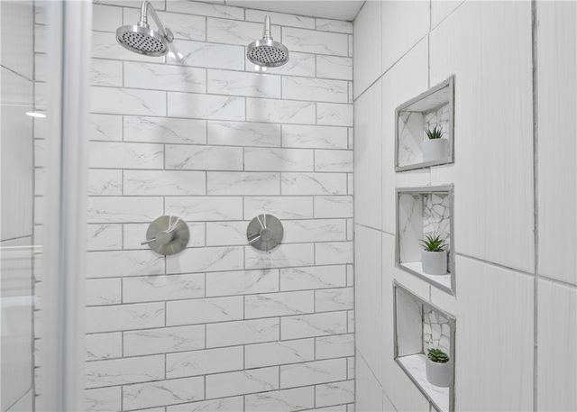 517 Highland Ave, Aliquippa, PA 15001