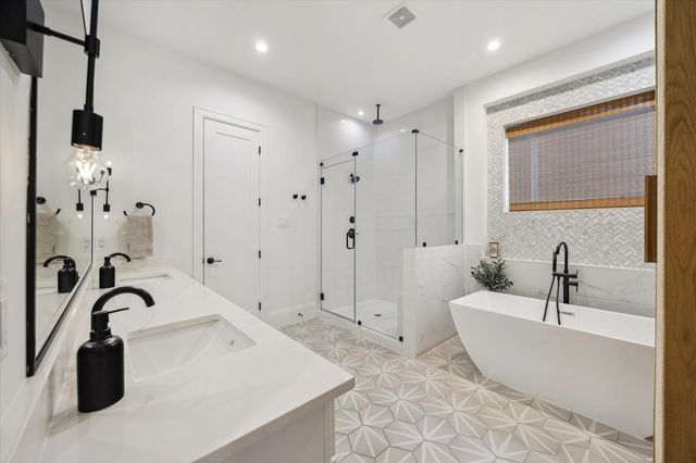 440 W 21st Street, Houston, TX 77008