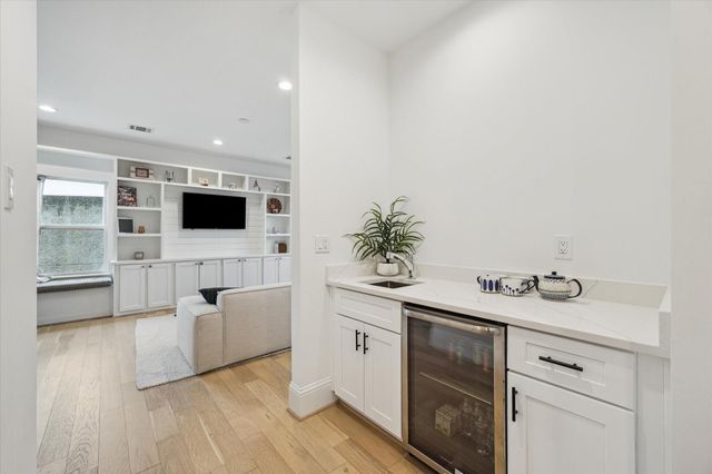 440 W 21st Street, Houston, TX 77008