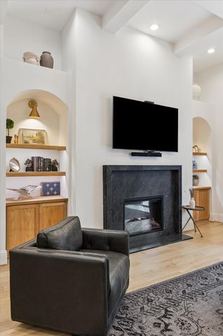 440 W 21st Street, Houston, TX 77008