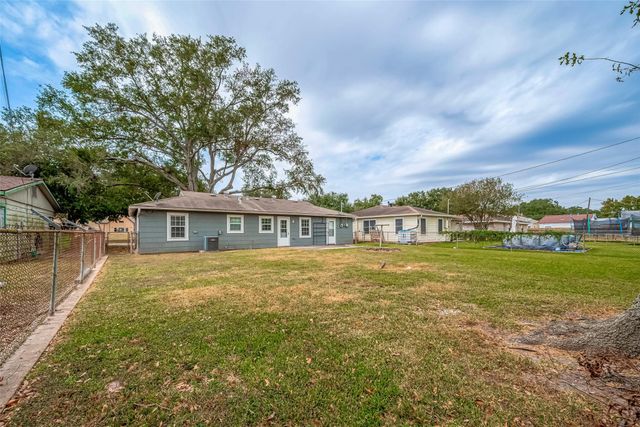 1513 George Street, Rosenberg, TX 77471