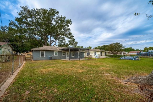 1513 George Street, Rosenberg, TX 77471
