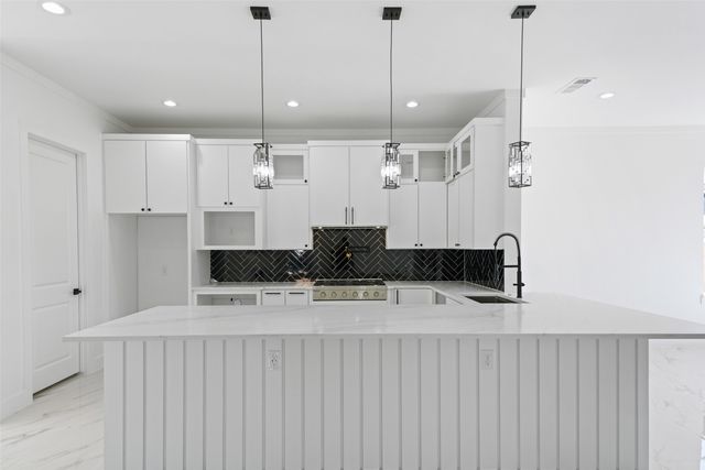 4107 Vineyard Drive, Dallas, TX 75212