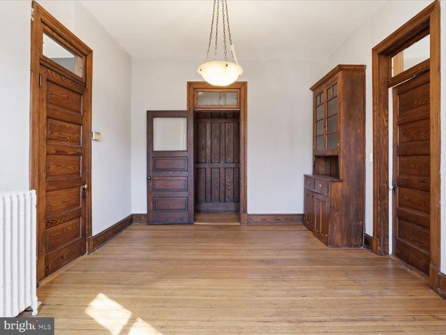 258 8TH ST SE, Washington, DC 20003