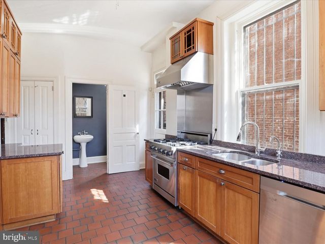 258 8TH ST SE, Washington, DC 20003