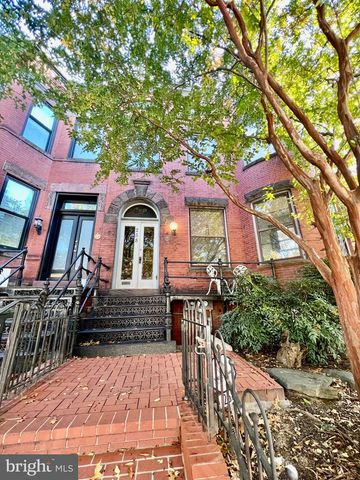 258 8TH ST SE, Washington, DC 20003