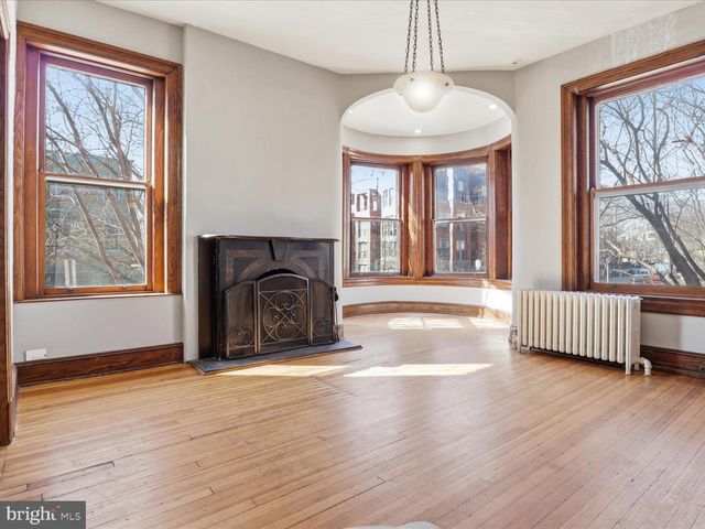 258 8TH ST SE, Washington, DC 20003