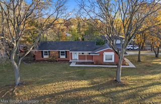 31815 Nottingwood Street, Farmington Hills, MI 48334
