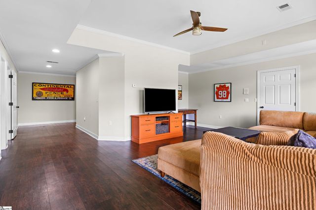 38 Devonhall Way, Taylors, SC 29687