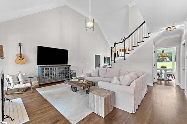38 Devonhall Way, Taylors, SC 29687
