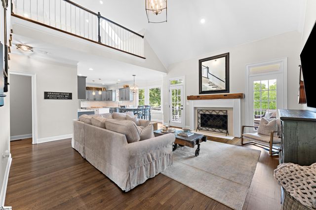 38 Devonhall Way, Taylors, SC 29687