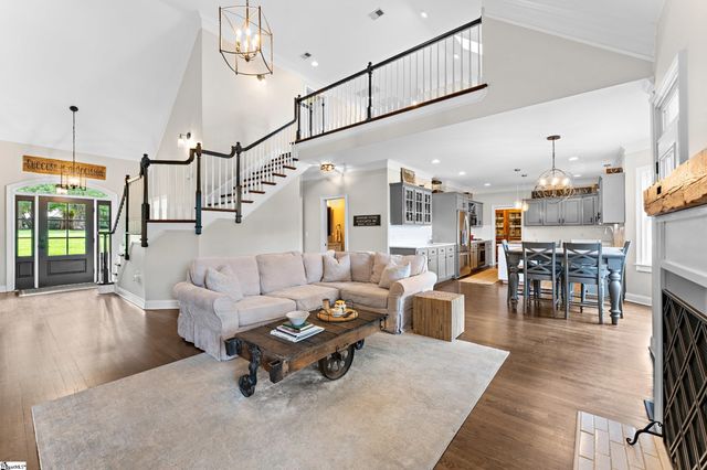 38 Devonhall Way, Taylors, SC 29687
