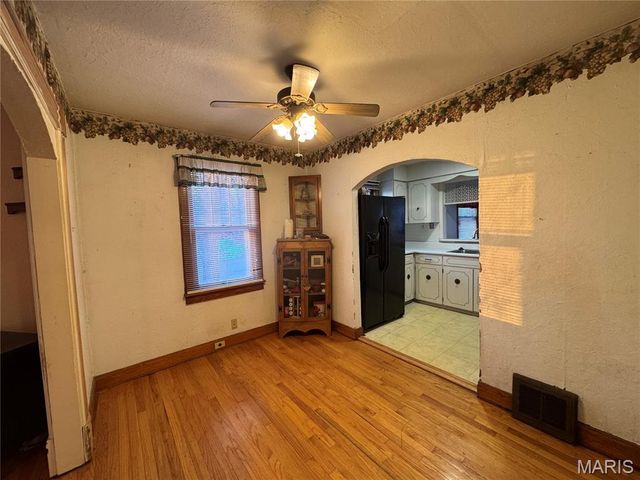 955 S 3rd Street, Festus, MO 63028