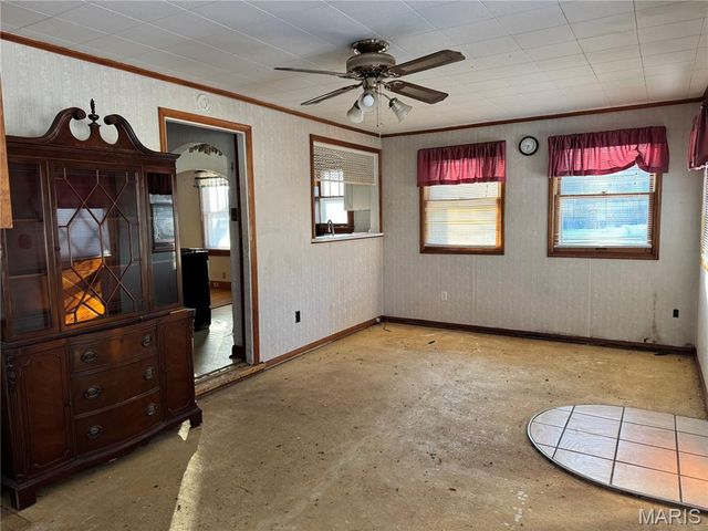 955 S 3rd Street, Festus, MO 63028