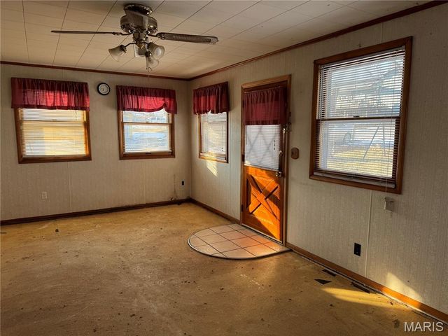 955 S 3rd Street, Festus, MO 63028