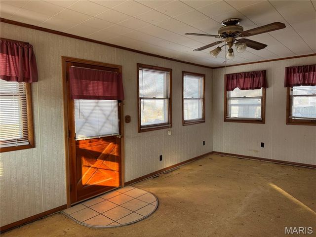 955 S 3rd Street, Festus, MO 63028